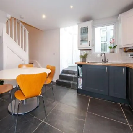 Spacious & Stylish 1bd Cottageportobello Dublin! *
